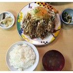 ホルモン焼　げんこつ - レバカツ定食（夜）