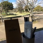 カフェ ブラウン - 