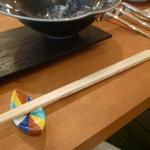 エスパイ クック コウベ - 洋食のお店なのに杉箸の元禄天削げが・・