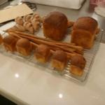 エスパイ クック コウベ - 自家製パン