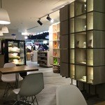 smith&hsu 微風南京店 - 店内の入口側