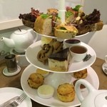 smith&hsu 微風南京店 - 英国式アフターヌーンティー反対側から