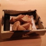 稲荷町髙はし - 新じゃが芋の唐揚げ