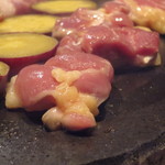 銀座 あまくさ 青山外苑 - 熊本地鶏、「天草大王」のもも