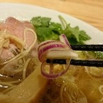 自家製麺 うろた - 葱。リフト(^-^)/
      