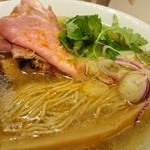 自家製麺 うろた - 塩魚汁そば。あっぷ。