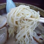 桜島鹿児島ラーメン - 2016/3 鹿児島ラーメン・ストレートな中細麺～