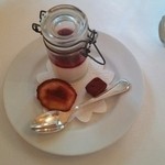 ル・ブルギニオン - 小菓子とコーヒー