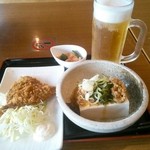 Sato - 生ビール、ねばとろ冷や奴、鰺フライ、タコキムチ