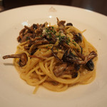 TRATTORIA TRINITA - キノコのクリームソース 