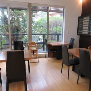 にじいろベーカリー_2