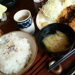 レナ - 日替わりランチ650円…だったかな。100円プラスでドリンクが付きます。