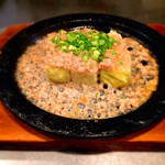 むらか美 - 看板メニュー「肉ダレとうふステーキ」