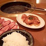 焼肉 山河 - 上タン塩＆特上ミノ＆もやしナムル