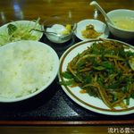 逸品園 - 豚肉とピーマンの細切り炒め定食
