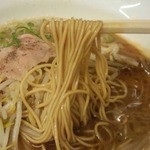 丸正 - 細めのストレート麺