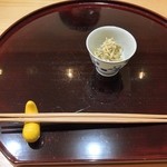 豪龍久保 - 松葉蟹の蟹味噌和え
      