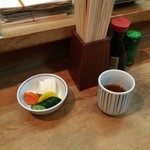 丸静 - お新香が美味しい