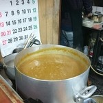 カレーショップ コーヨー - かなり大きいよこの寸胴大きい