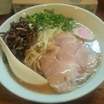 麺屋 菜々兵衛 - 煮干とんこつラーメン（大盛）　2016/3/4ver