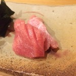 Sushi Ginza Onodera - まぐろ