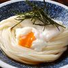 Arashiyamaudonoduru - 料理写真:とろたまうどん　とろろと温泉たまご。定番の一品。