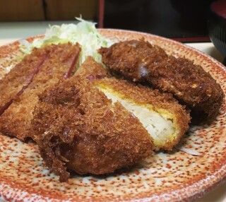 Torikatsu Chikin - 人気定食＠税込650円：とりかつ・ハムかつ・コロッケ