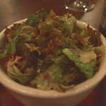 The Purple Pig - 芽キャベツの炒め物