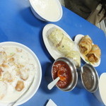 喜多士豆漿蛋餅 - テーブル