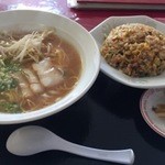 広東料理味記 - 中華そば、チャーハン定食