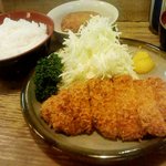 とんかつ おさむ - ロースカツ75ｇ定食　600円
