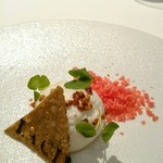 La Cime - 蕎麦の実のキャラメリゼとココナッツのフラン