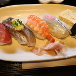 お食事処かなめ - 得々セット　5貫にぎりアップ