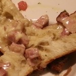 プレゴプレゴ - パンのゴルゴンゾーラチーズ焼き“ボルケーノ風” 　2016.3