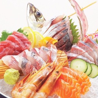 We also recommend the seasonal fish sashimi!