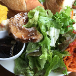 カメイノ食堂 - バインミー 付け合せのお惣菜