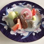 マリシーザ - フルーツ＋ケーキUP