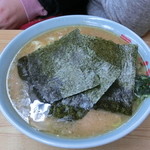 家系ラーメン 近藤家 - ラーメン（中）800円