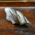 寿司割烹 魚紋 - 小鰭
