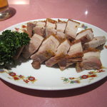 菜香新館 - 皮つき豚バラ肉の塩あぶり焼き　1,500円