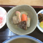 のみの郷 - 椎茸やこんにゃくの煮物です