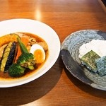 らっきょ - 知床鶏野菜スープカレー