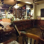 MON - 店内です。その３