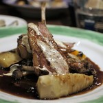 トラットリアビコローレヨコハマ - 仔羊のロースト　無花果入りヴィンコット、ペコリーノチーズのソース