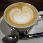 トラットリアビコローレヨコハマ - カプチーノ