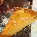 STAGIONE - タケノコとチーズのキッシュ。