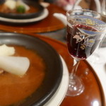 さ行 - 赤ワインを１杯サービス