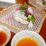 さ行 - さよりとかつおを醤油と黄身酢で、下には豆乳プリン