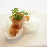 アジュール フォーティーファイブ - ランチコース 7825円 のライスペーパー タンドリーチキンのテリーヌ