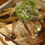 Momonoki - 鯛のかぶと煮